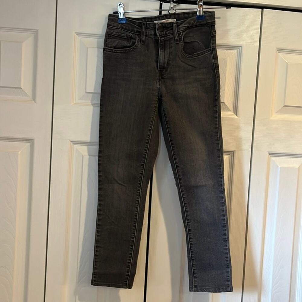 Levi’s 721 High Rise Skinny Jeans Gray 24
